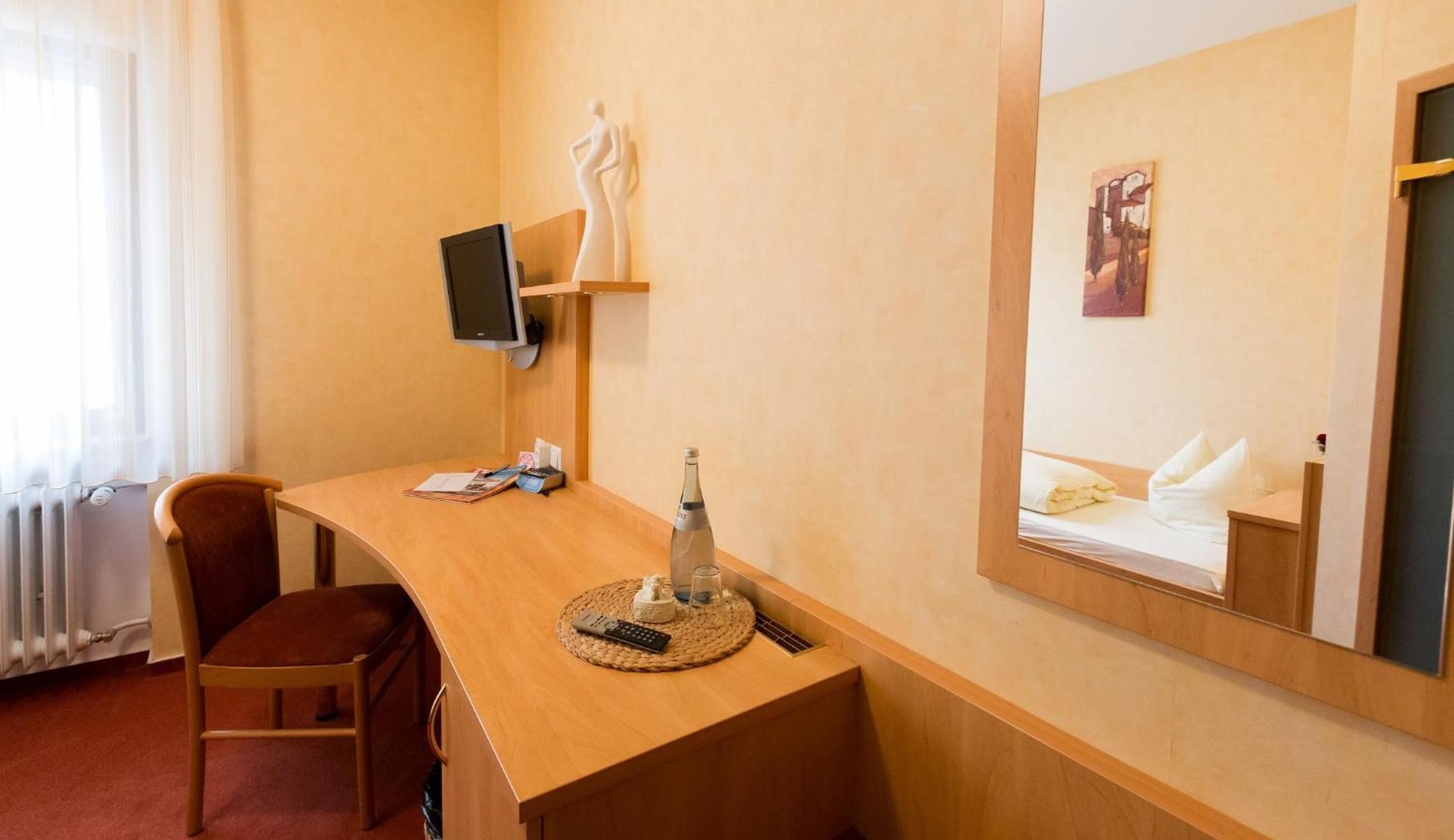 Hotel Ochsen Ammerbuch Værelse billede